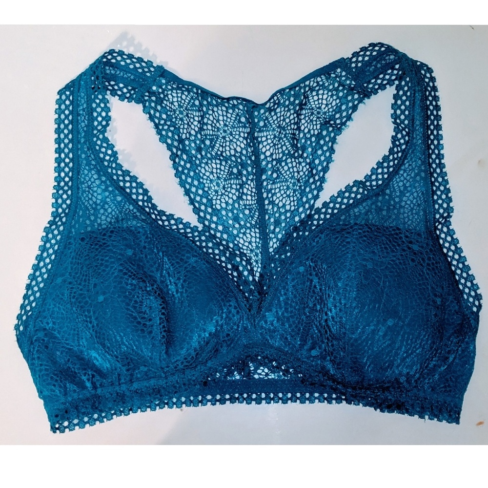 Victoria's Secret Lace Lightly Lined Racerback Bra
